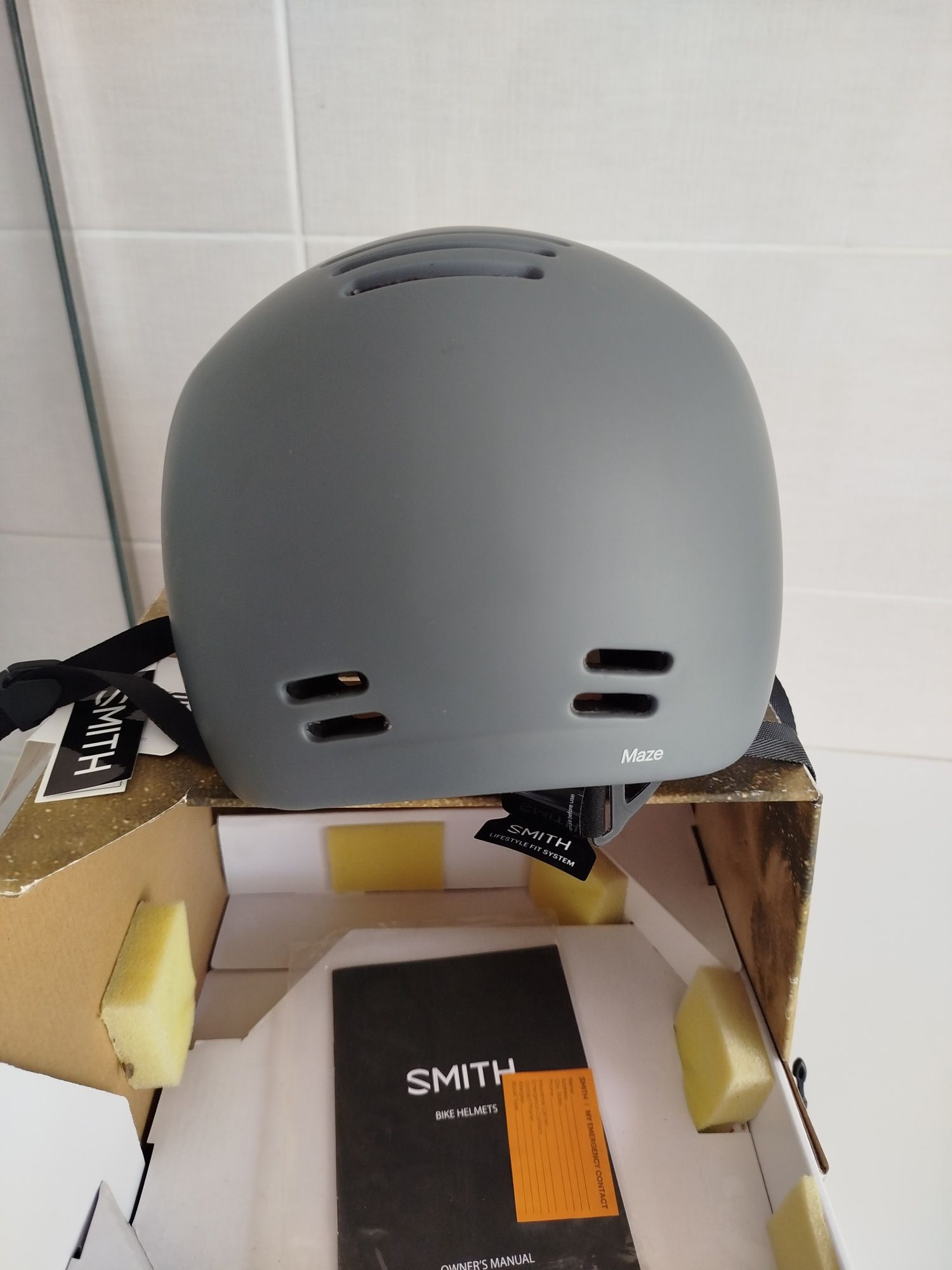 Шлем велосипедный Smith Maze Matte Cement Small