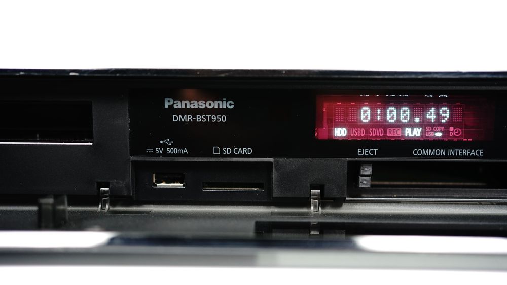 Nagrywarka BLU-RAY Panasonic DMR-BST950 HDD 2TB *dekoder SAT* Recorder