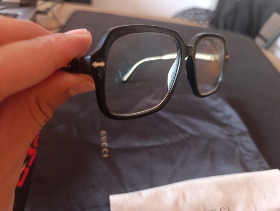 Armação Gucci como novo
