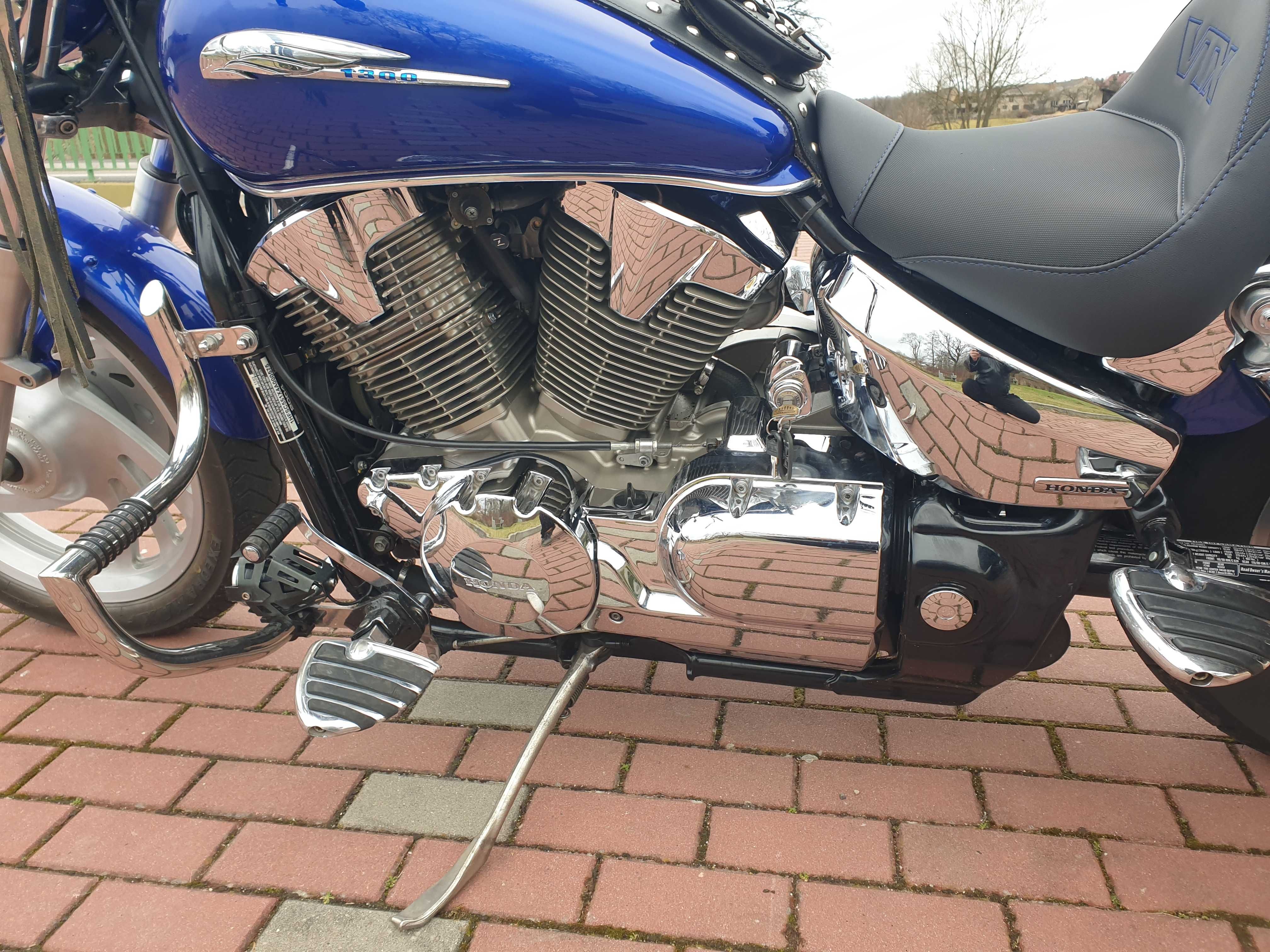 Honda VTX 1300 Custom,  Idealna