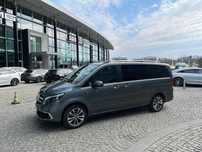 Wynajem Busa VIP, Ekskluzywna V-Klasa 300d 4x4 (7 osób) Automat, 240KM