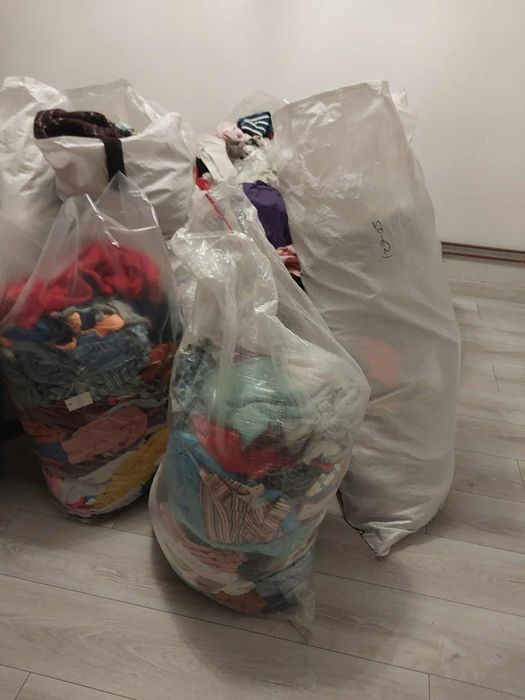 Odzież nowa outletowe i używana, towar po likwidacji sklepu