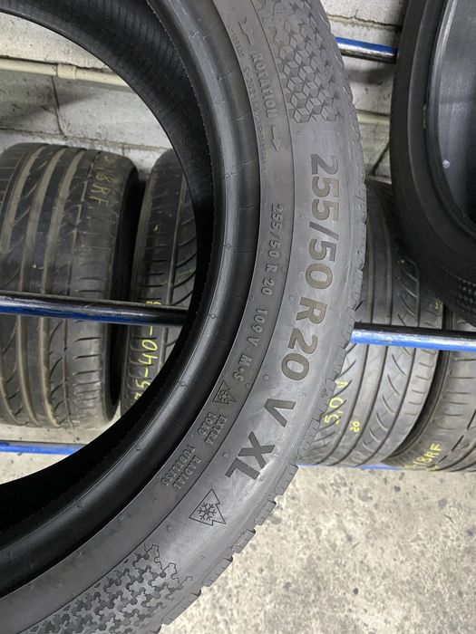 Зимові шини 255/50 R19 (109V) CONTINENTAL