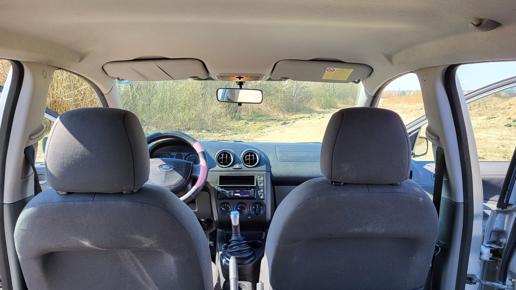 Ford fiesta zadbany 2 komplety kół klima