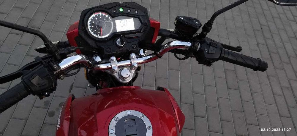 Спарк 150 r15 в дуже гарному стані