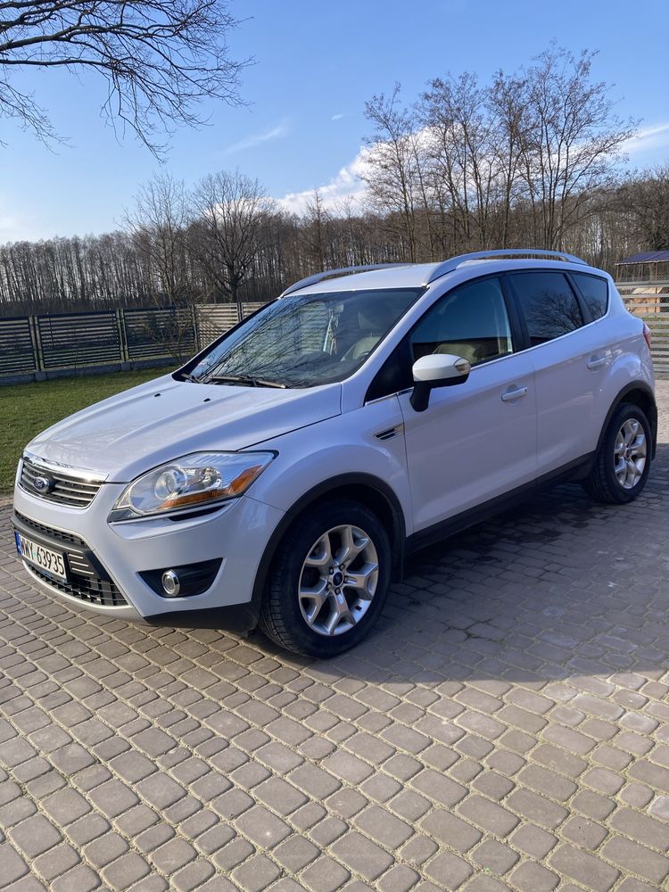 Ford Kuga 2.0  Polski salon mały orginalny przebieg