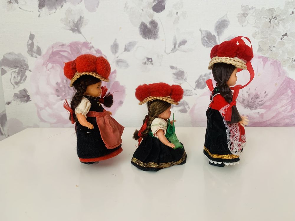 Mini lalki ludowe stroje, vintage prl