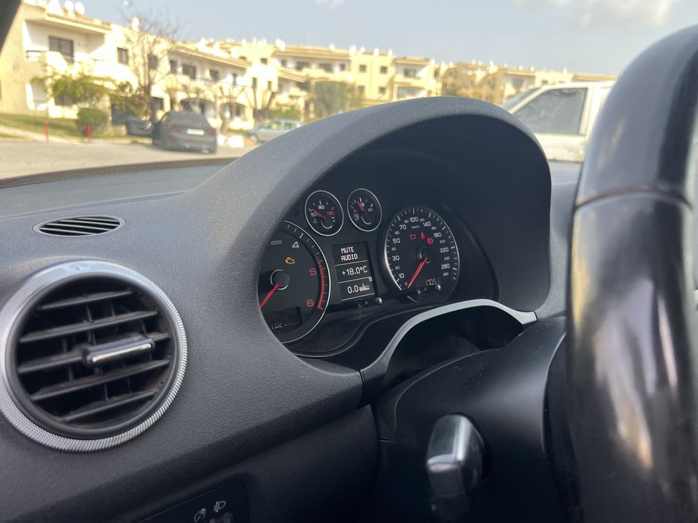 Audi A3 - sportback 1.6 tdi - 180.000km