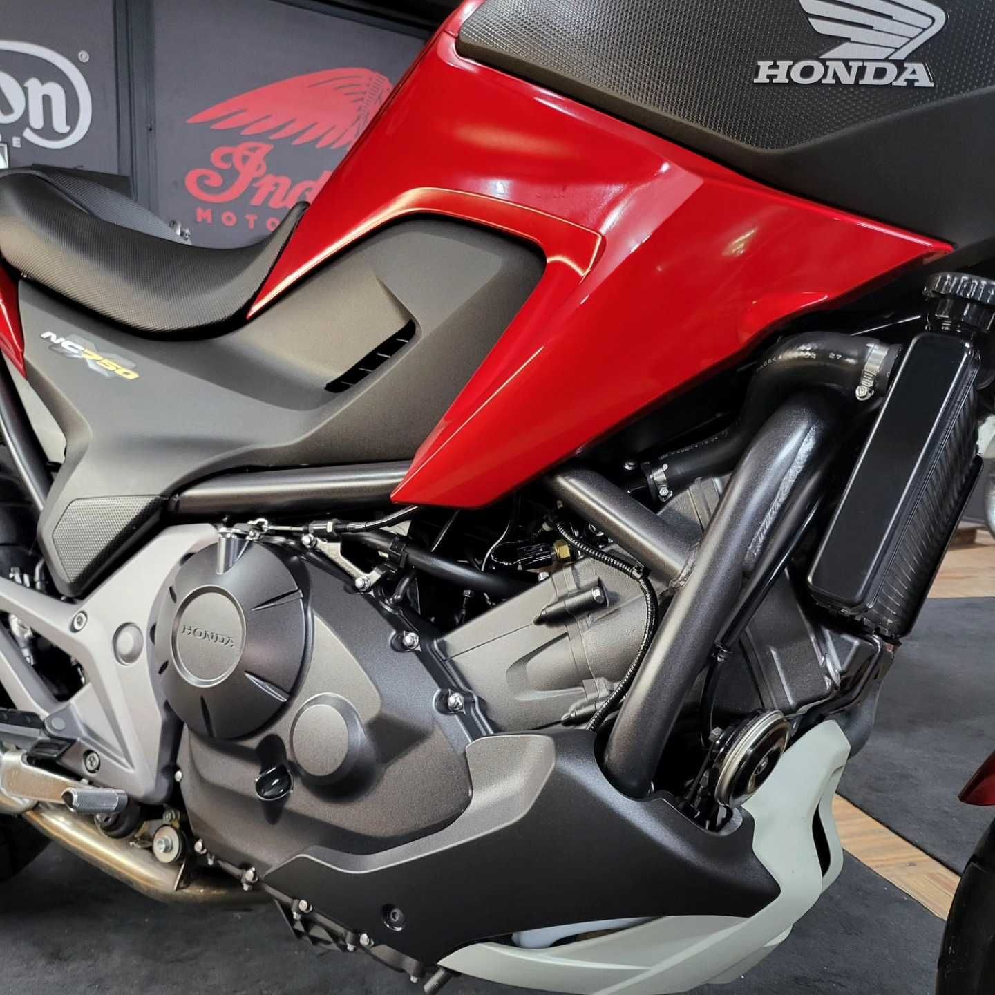 Honda NC 750X 2015 Apenas 900 km