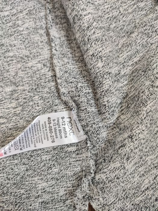 80 next sweterek luźny tunika do sukienki melanż czarny szary blezer