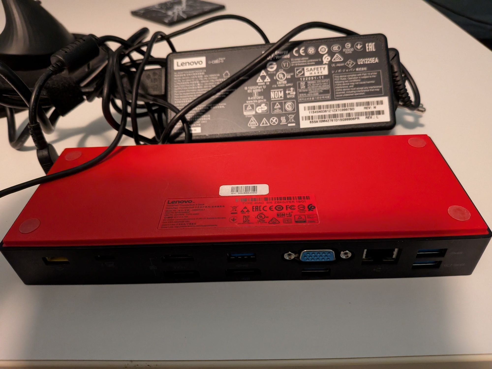 Lenovo 40ac z kablami