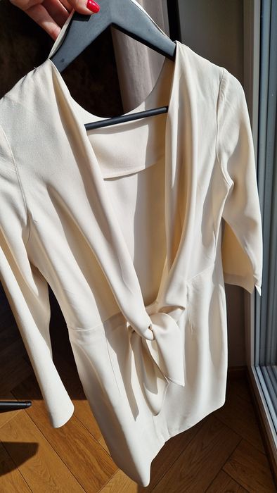 Urocza sukienka Massimo Dutti roz. L kremowa acetate wiskoza wesele ok