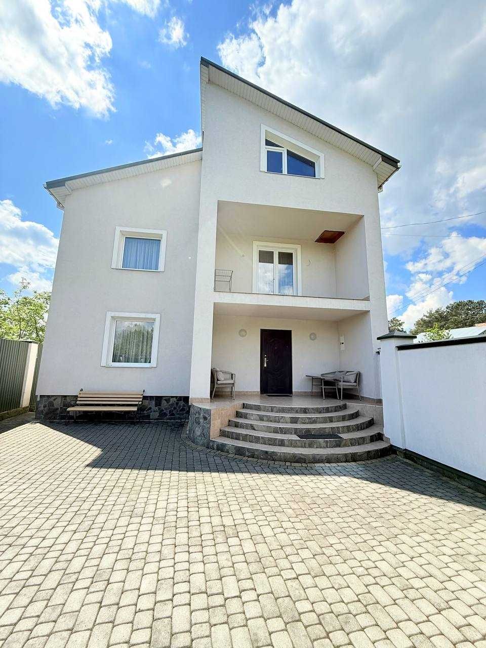 Продаж будинку в Брюховичах, 164 м.кв., вул. Проліскова.