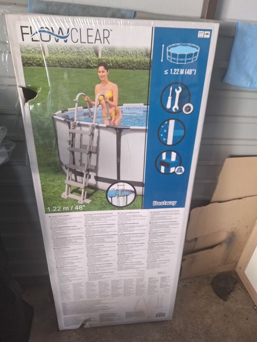 Dwustronna drabinka do basenu 122 cm  BESTWAY