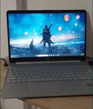 Notebook HP 15s, Ryzen 7, 18G Ram
