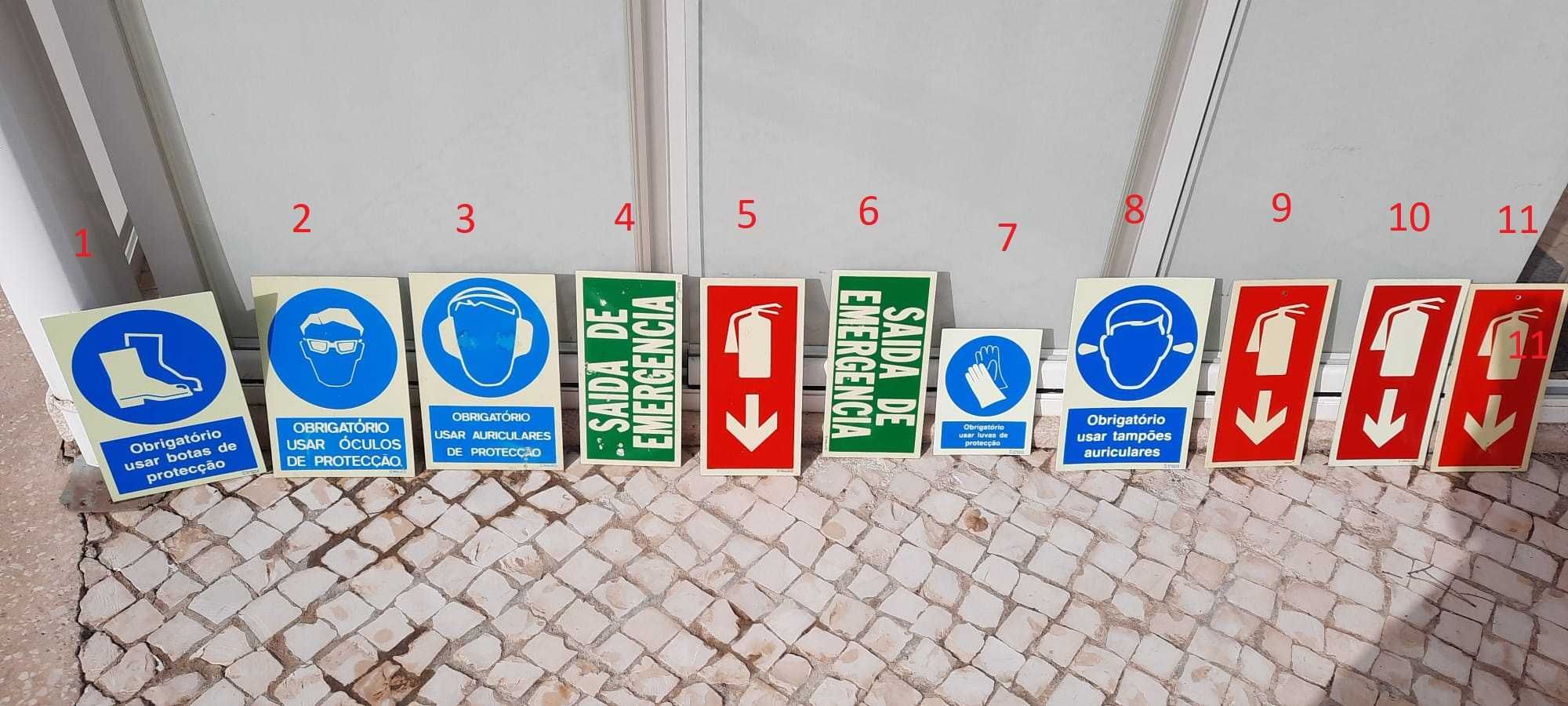 Placas Sinalética Várias