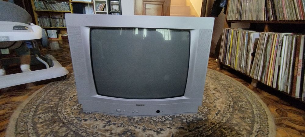 Tv a cores , TV a homem ...