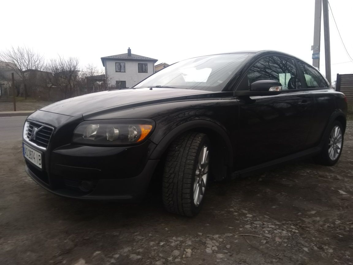 Volvo C30 1.6 бензин