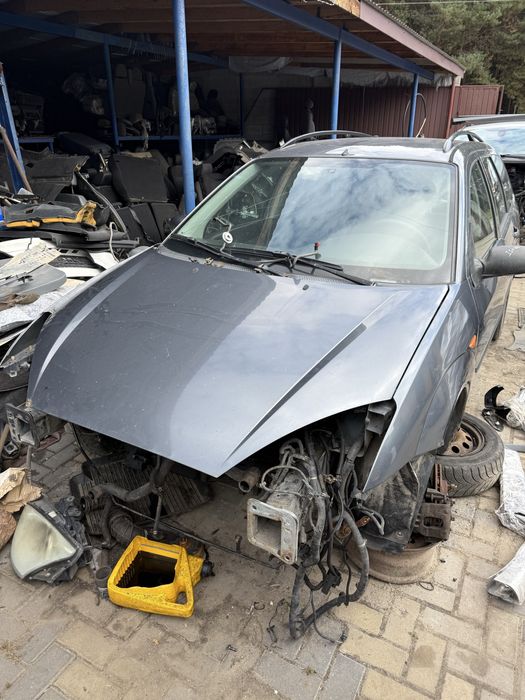 Форд Фокус 1 запчастини авторозборка ford focus mk1