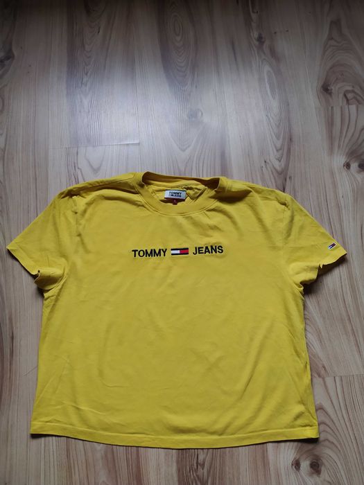 Koszulka/Crop Top Tommy Jeans z haftowanym logo