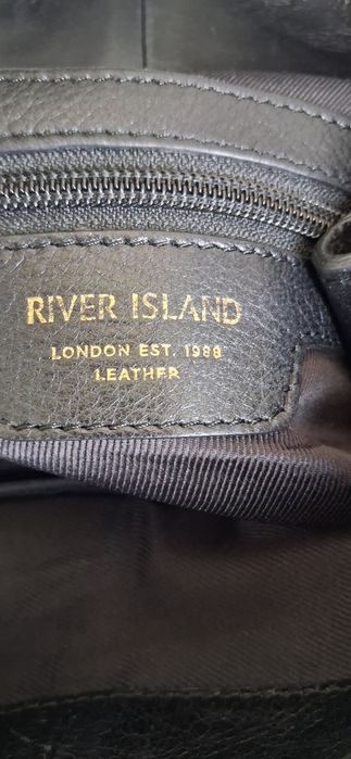Натуральный замш River Island