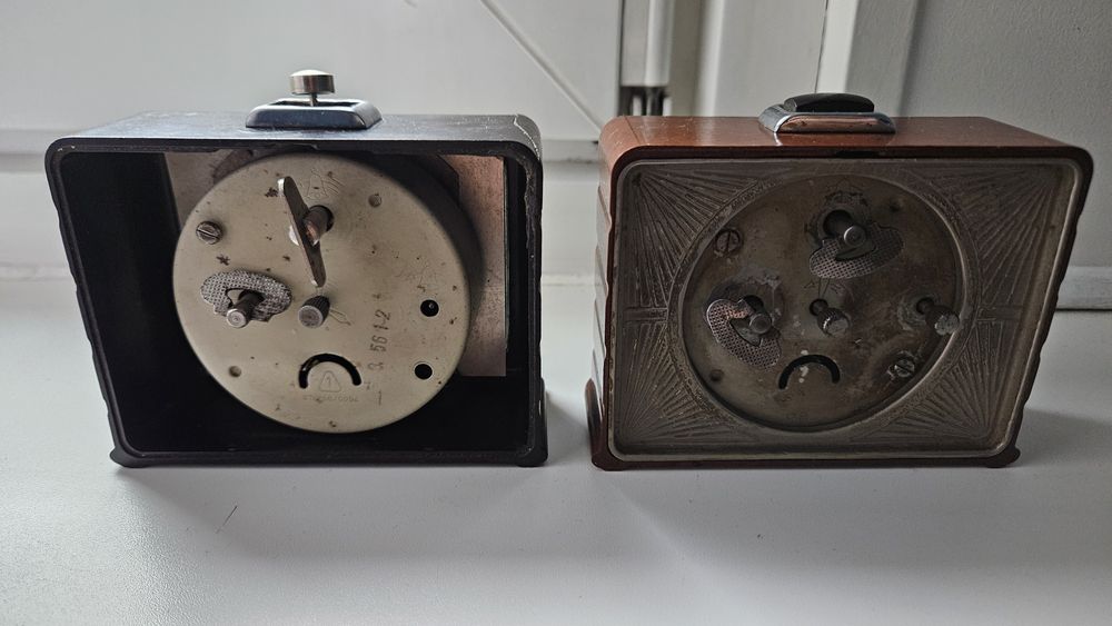 Stare budziki UMF Ruhla i THIEL