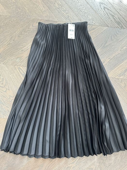 Довга спідниця від  Mango