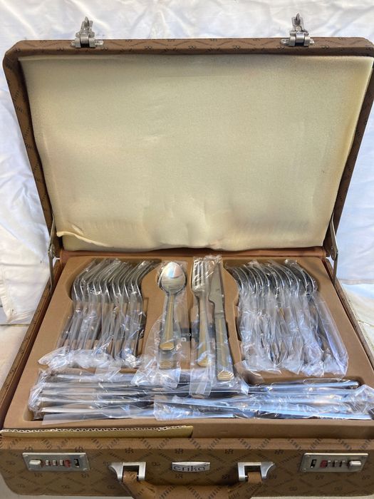 Faqueiro Completo Erika 113 Peças em Aço Inoxidável 18/10 – NOVO