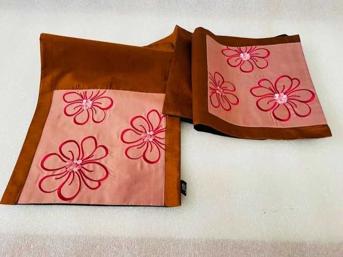 2x conjuntos de corredores de mesa (Runners)