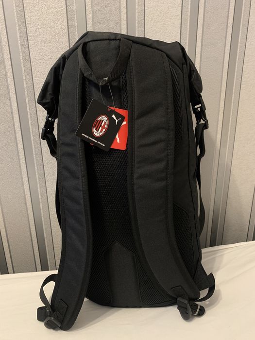 Рюкзак AC Milan. Сумка Puma на 46 литров