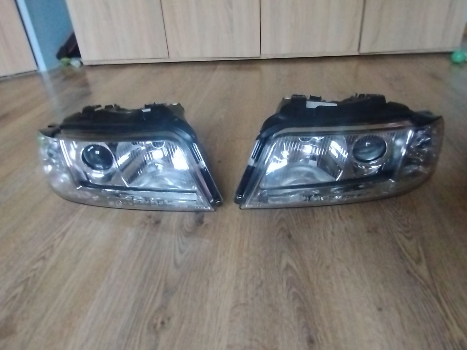 Lampy przód Audi A4 B5 99-01