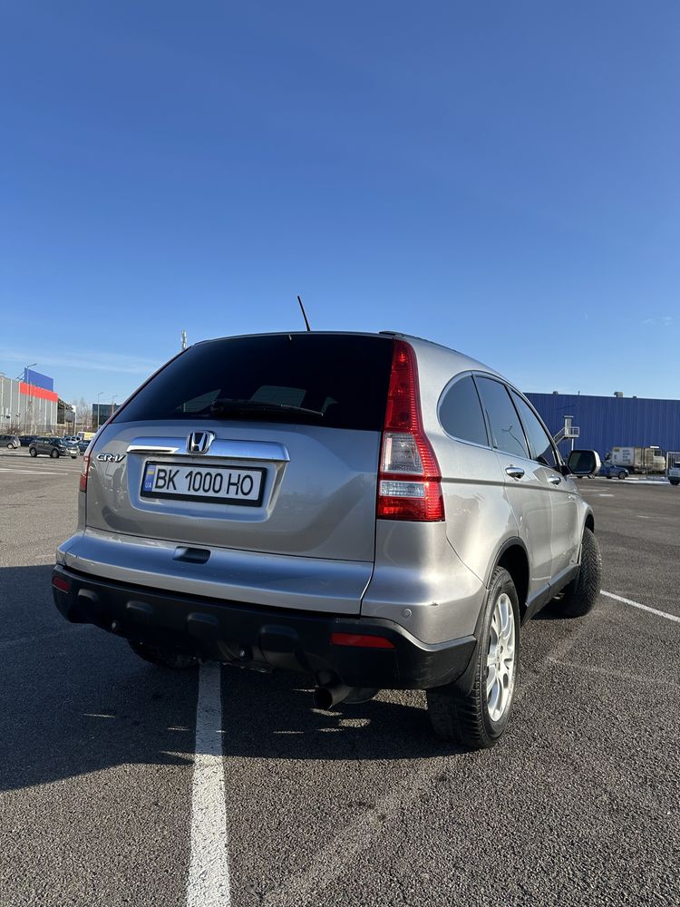Продам Honda CR-V III