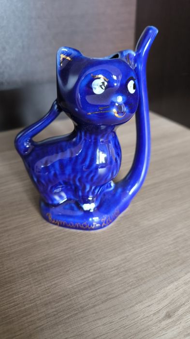 Kotek kubek figurka