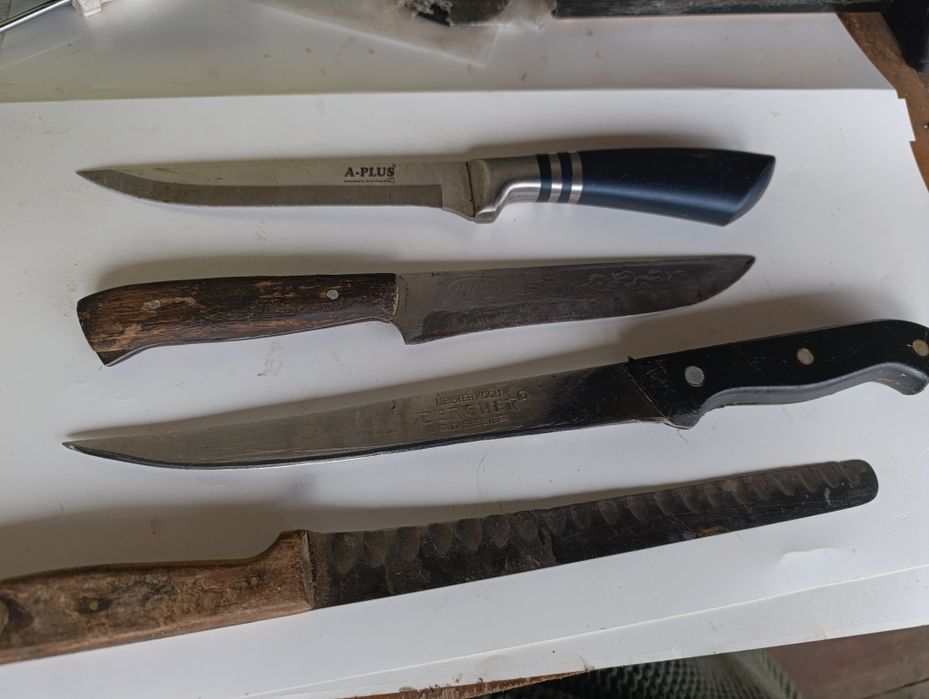 Кухоний ножи розние.