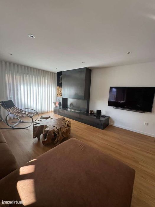 T3 - Centro de Esposende com 181m2.