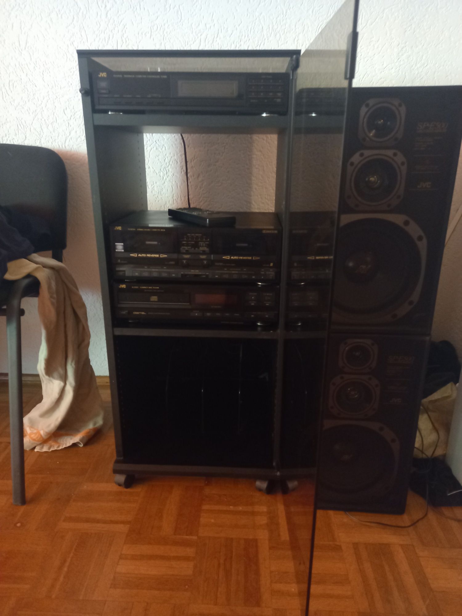 Wieża Hifi amplituner jvc szafka głośniki pilot