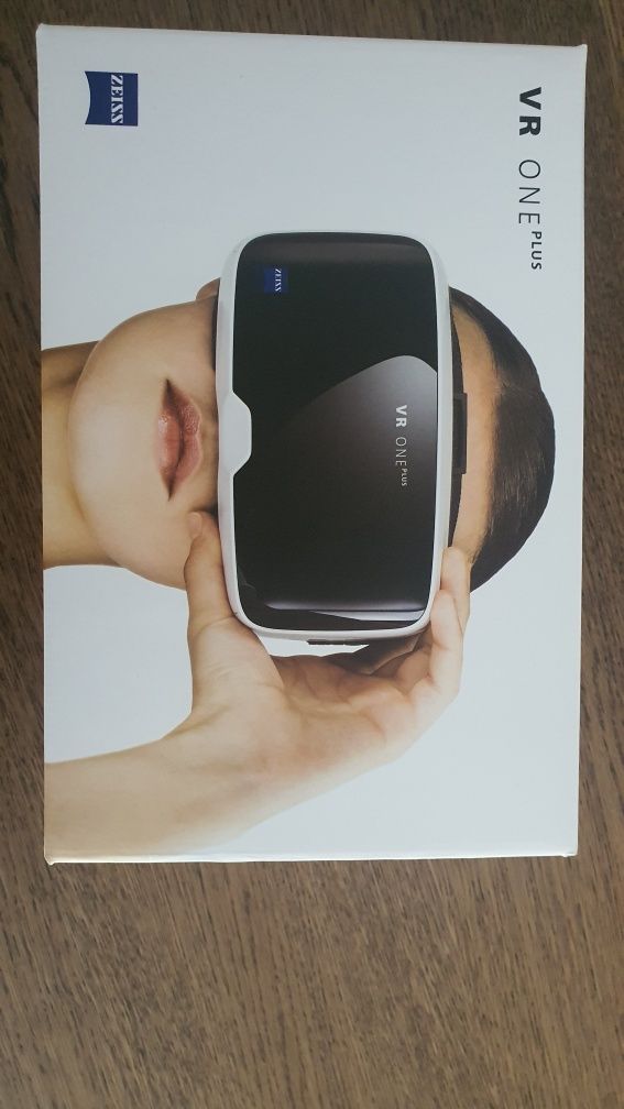 VR one plus - zeiss