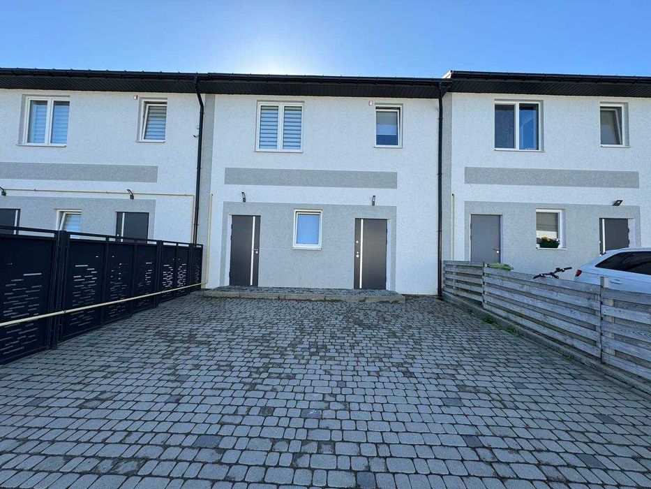 Продаж котеджу с.Малехів з сучасним ремонтом