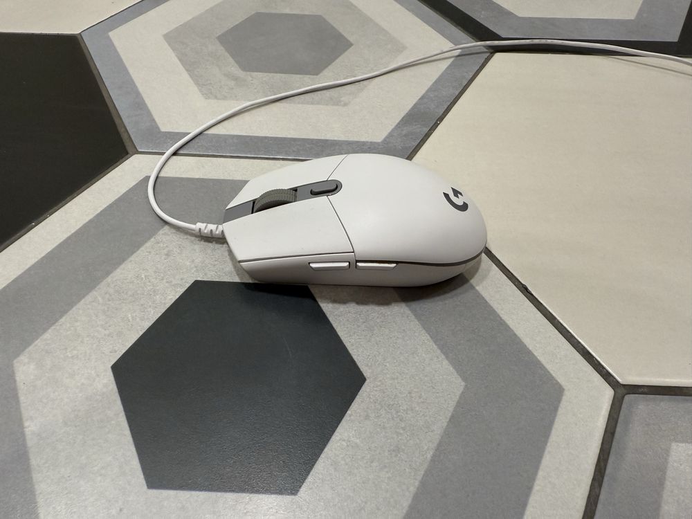 Прода мышку Logitech g102