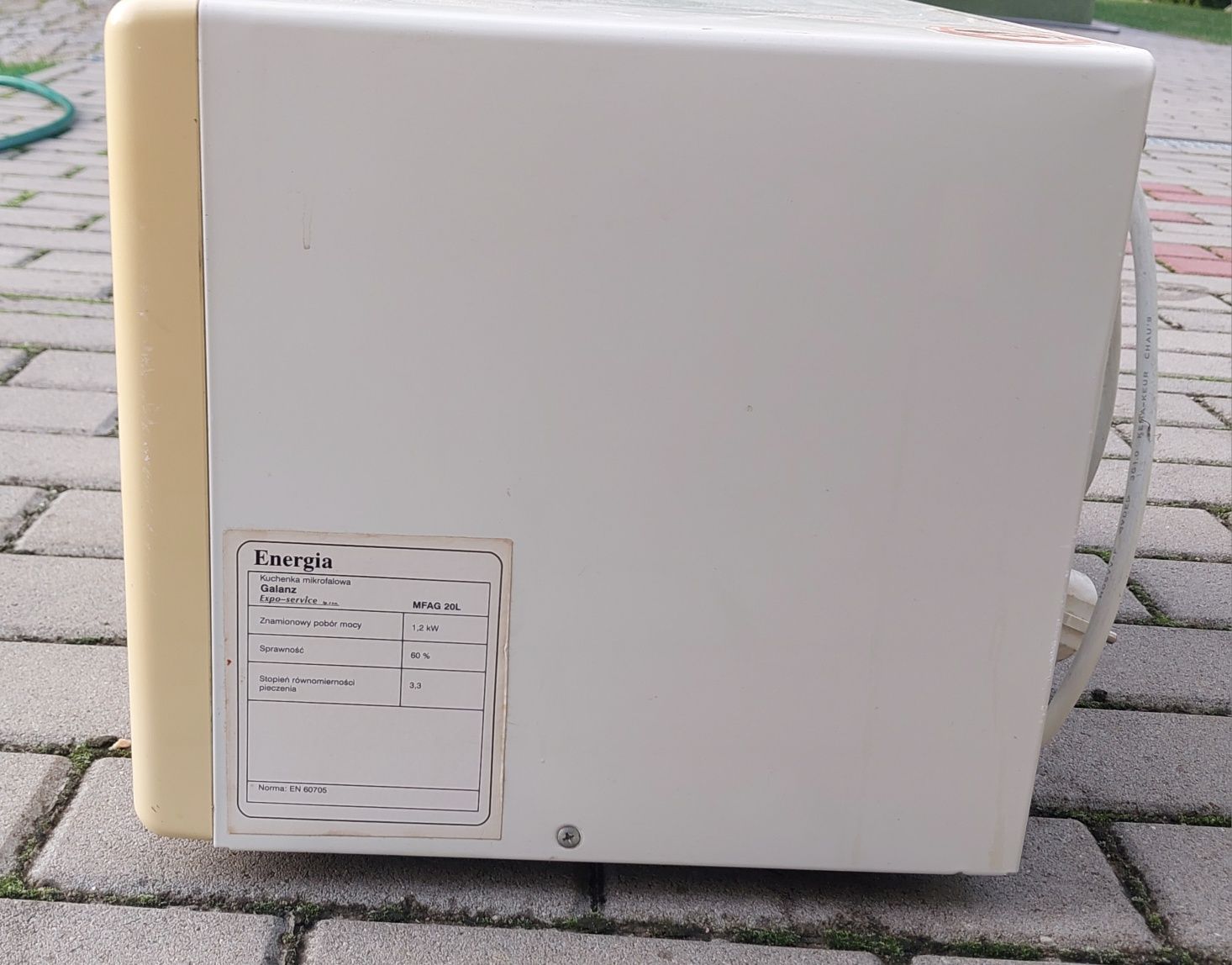 Optimum kuchenka mikrofalowa