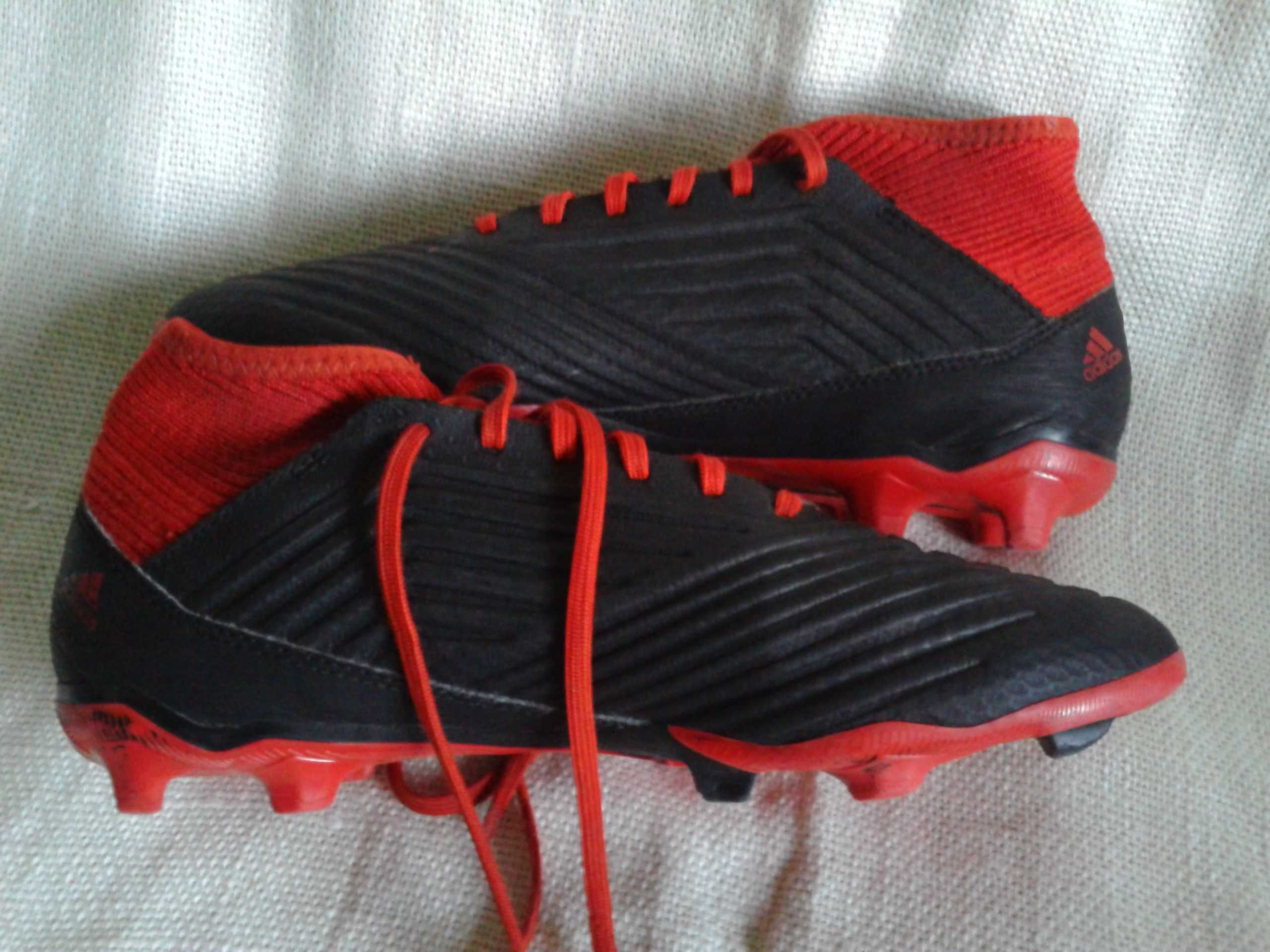 Buty piłkarskie adidas Predator  rozm.40