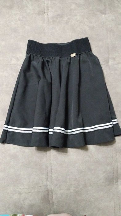 Шкільна спідниця, шкільна форма.