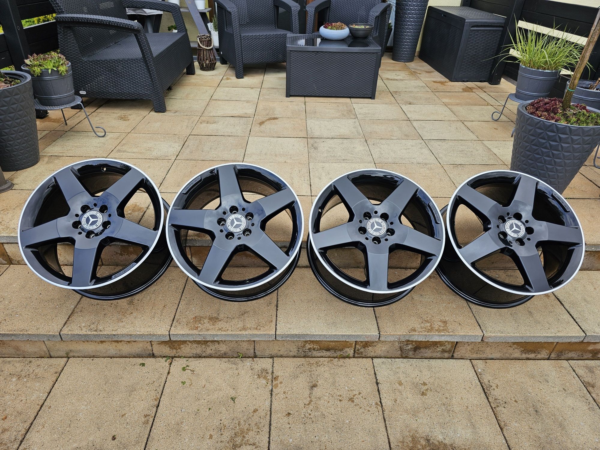 Felgi 19cali 5x112 8.5j et59 oryginalne Mercedes AMG Gle Ml Gl Vito