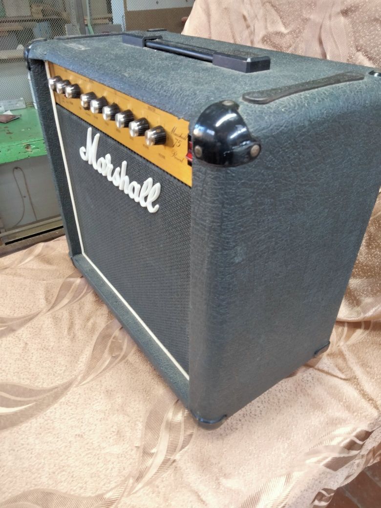 Гітарний комбопідсилювач Marshall 75 reverb
