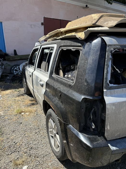 Продам дизельный jeep patriot 2008 года на разборку