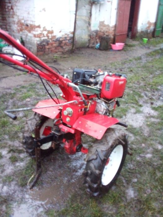 Продам мотоблок 9 к.с