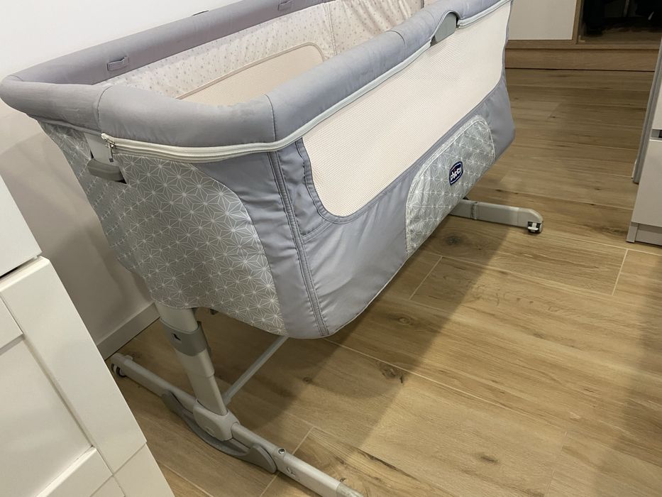 Łóżeczko dostawne chicco  next 2 me dream