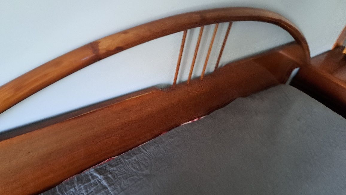 Cama Casal Madeira