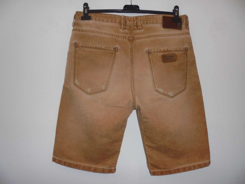 calção de homem da marca PULL&BEAR