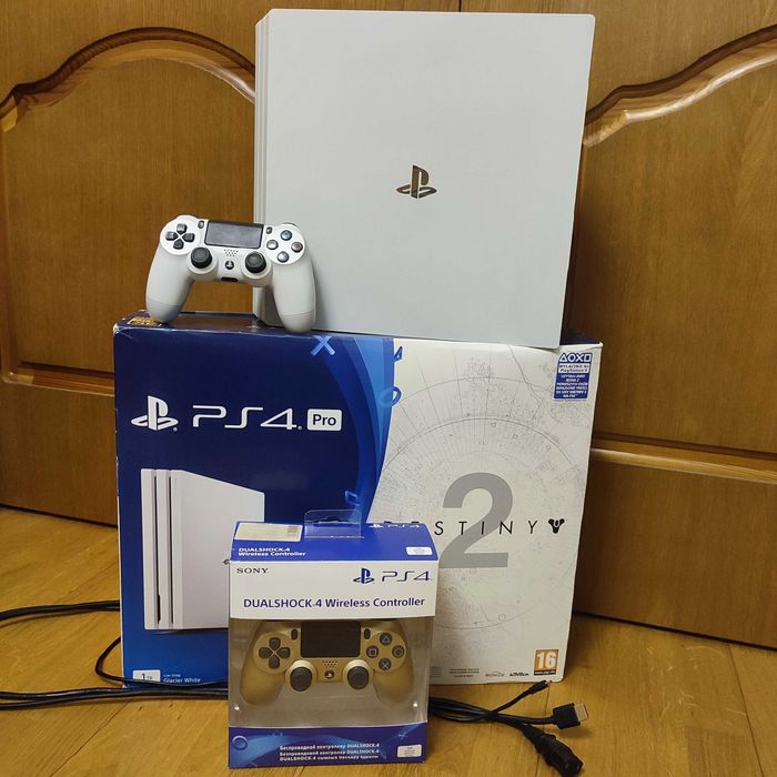 PS4 pro white 1TB